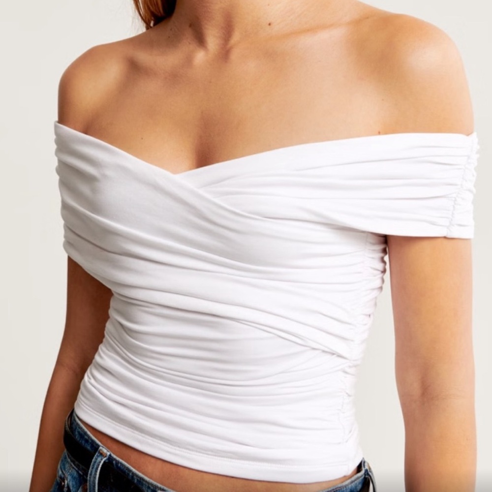 NWT Abercrombie Off-Shoulder White Top